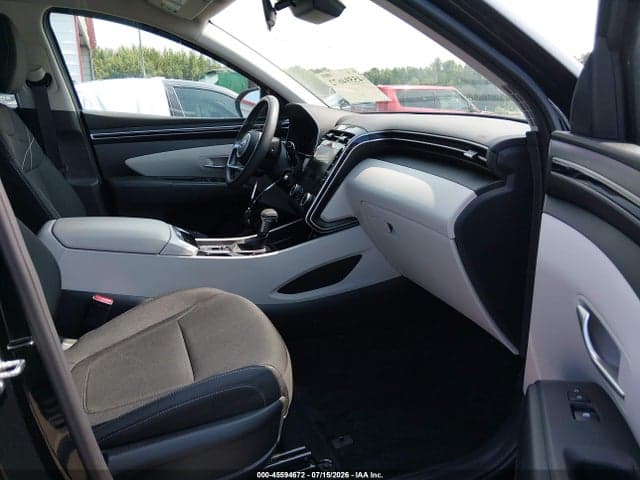 2024 HYUNDAI TUCSON SE 5