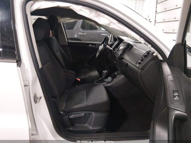 2017 VOLKSWAGEN TIGUAN 2.0T/2.0T S 5