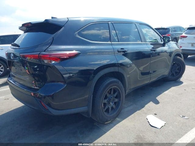 2024 TOYOTA HIGHLANDER LE 4