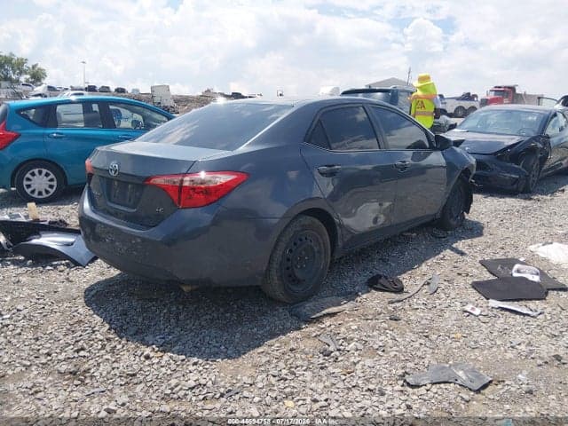 2019 TOYOTA COROLLA LE 4