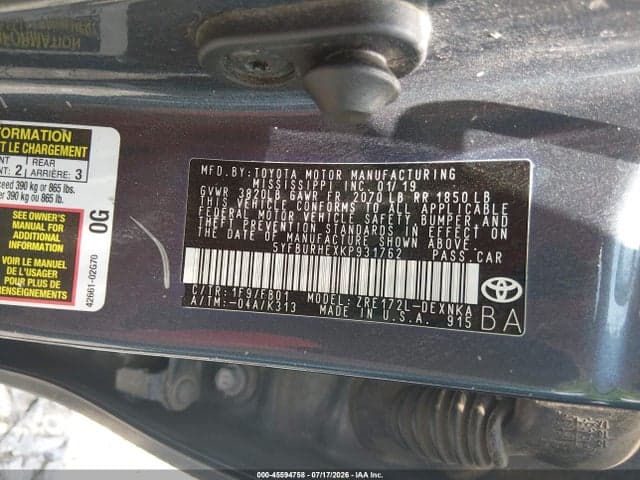 2019 TOYOTA COROLLA LE 9