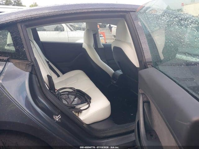 2022 TESLA MODEL 3 8