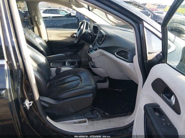 2017 CHRYSLER PACIFICA TOURING-L 5