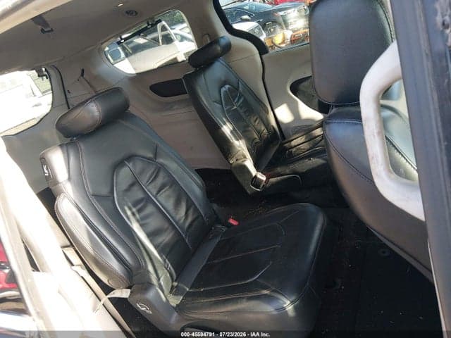 2017 CHRYSLER PACIFICA TOURING-L 8