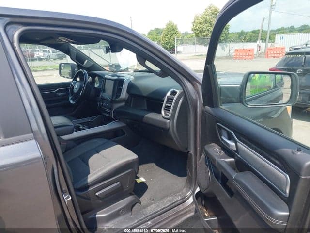 2022 RAM 1500 BIG HORN 4X4 6'4 BOX 5