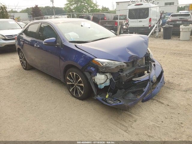 2017 TOYOTA COROLLA SE 1