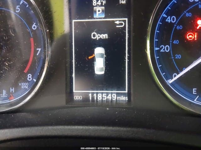 2017 TOYOTA COROLLA SE 7