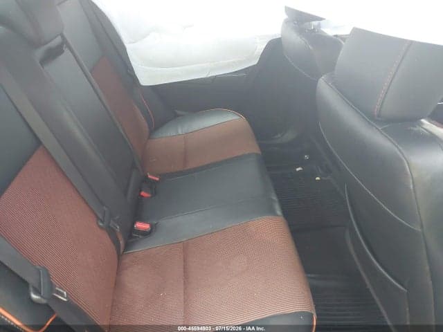 2017 TOYOTA COROLLA SE 8