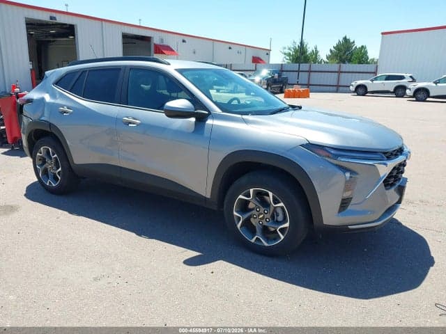 2026 CHEVROLET TRAX FWD LT