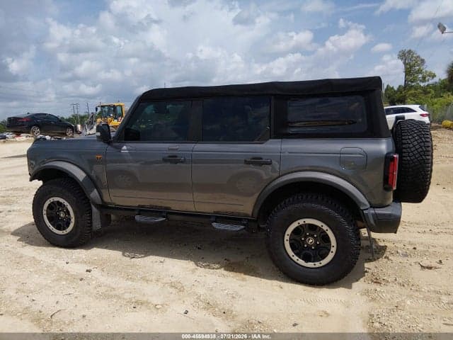 2022 FORD BRONCO BADLANDS 15