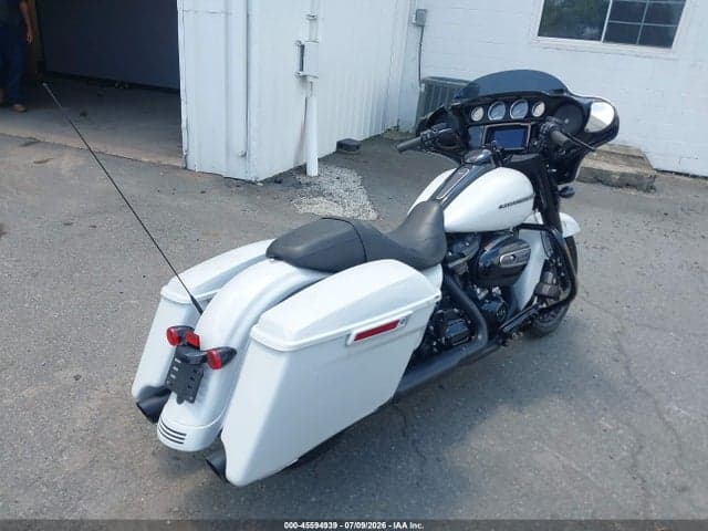 2020 HARLEY-DAVIDSON FLHXS 4