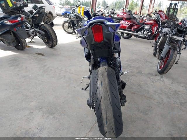 2025 YAMAHA YZFR7 6