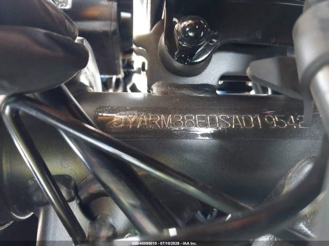 2025 YAMAHA YZFR7 10