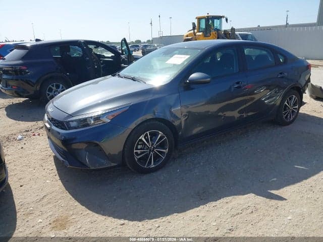 2023 KIA FORTE LXS 2