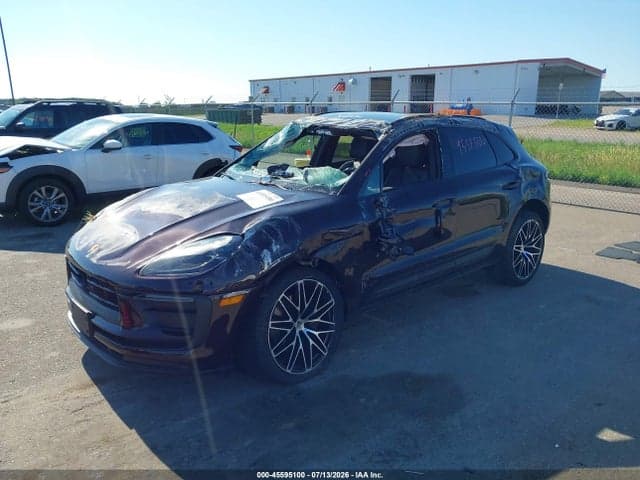 2024 PORSCHE MACAN T 2
