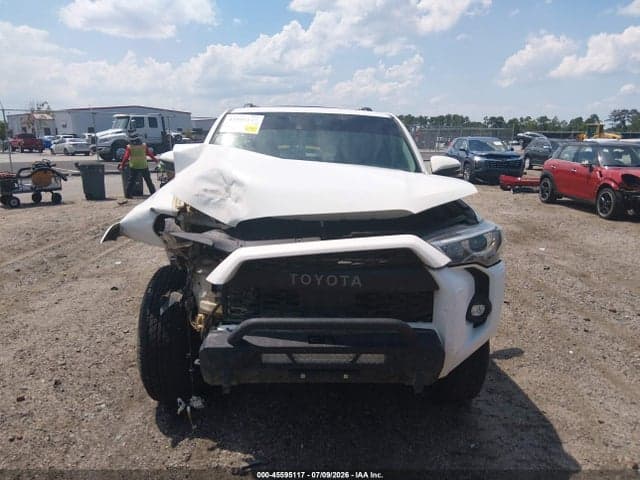 2022 TOYOTA 4RUNNER SR5 PREMIUM 12