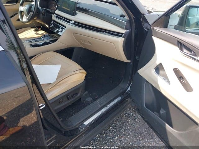 2023 INFINITI QX60 LUXE AWD 5