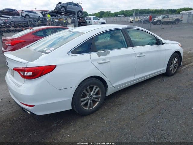 2017 HYUNDAI SONATA SE 4