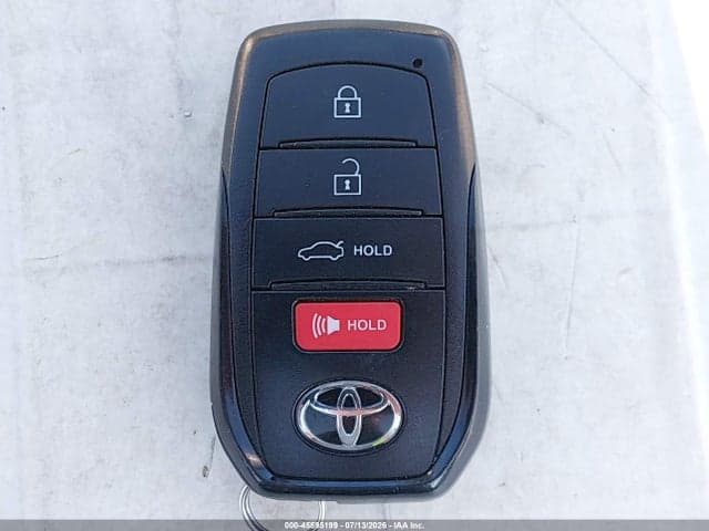 2025 TOYOTA CAMRY XSE 11