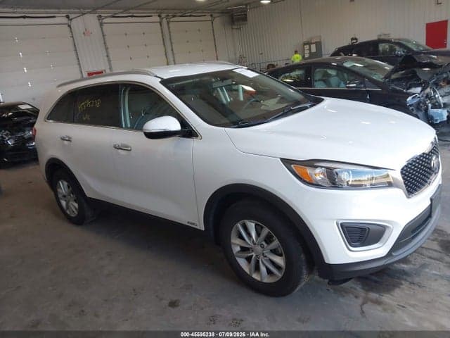 2018 KIA SORENTO 2.4L LX 1