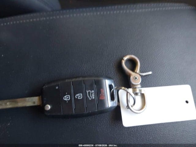 2018 KIA SORENTO 2.4L LX 11