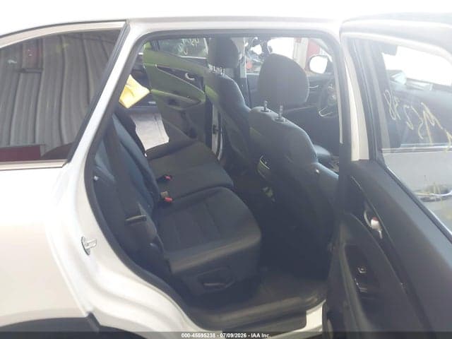 2018 KIA SORENTO 2.4L LX 8