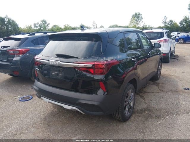 2023 KIA SELTOS LX 4