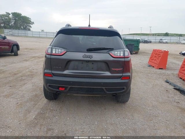 2019 JEEP CHEROKEE TRAILHAWK 4X4 17