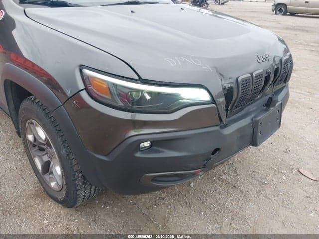 2019 JEEP CHEROKEE TRAILHAWK 4X4 19