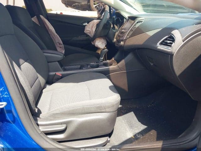 2017 CHEVROLET CRUZE LT AUTO 5
