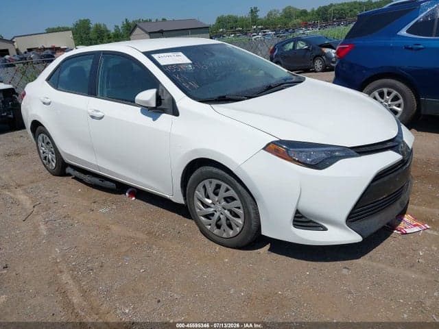 2018 TOYOTA COROLLA LE 1