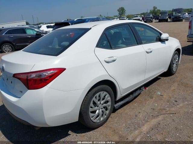 2018 TOYOTA COROLLA LE 4