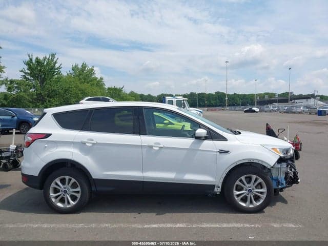 2017 FORD ESCAPE SE 13