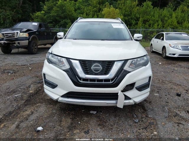 2018 NISSAN ROGUE SV 11