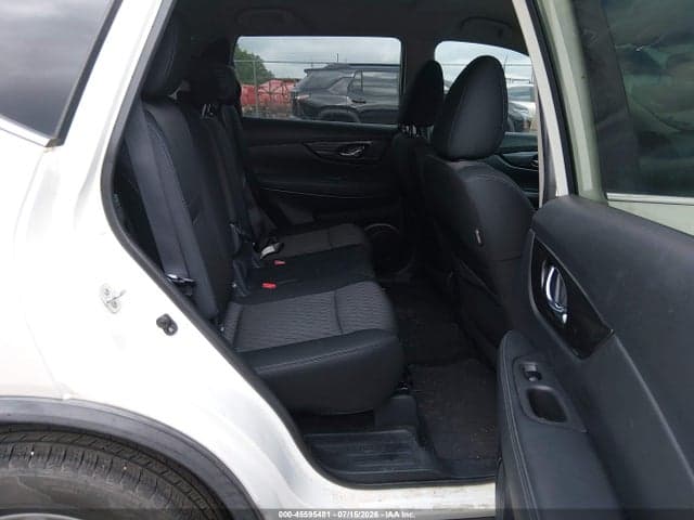 2018 NISSAN ROGUE SV 8