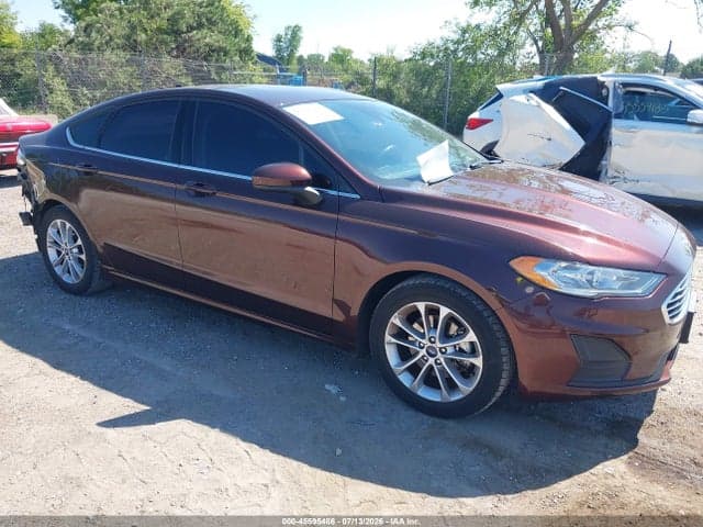 2019 FORD FUSION SE 1