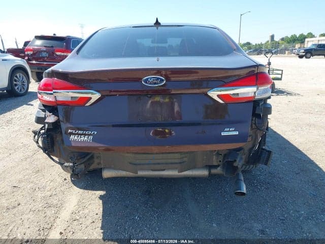 2019 FORD FUSION SE 16