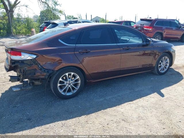 2019 FORD FUSION SE 4