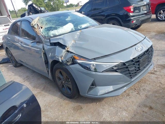 2022 HYUNDAI ELANTRA SEL 1
