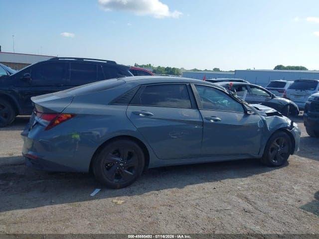 2022 HYUNDAI ELANTRA SEL 13