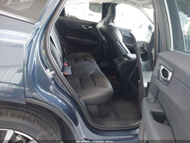 2024 VOLVO XC60 B5 PLUS DARK THEME 8