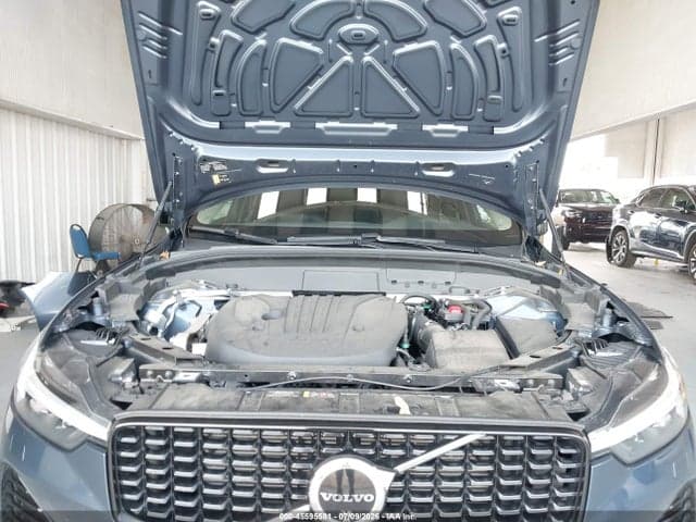 2024 VOLVO XC60 B5 PLUS DARK THEME 10