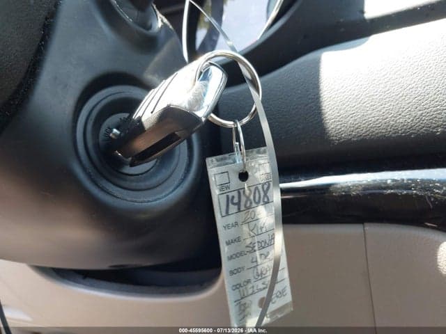 2021 KIA SEDONA LX 11