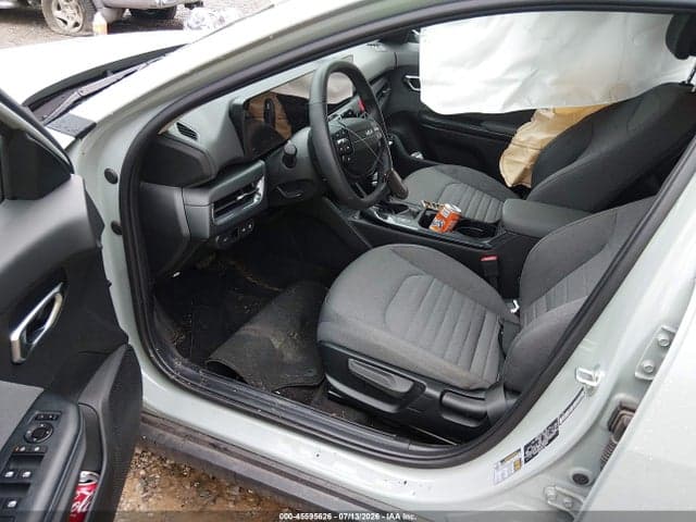 2025 KIA K4 EX 5
