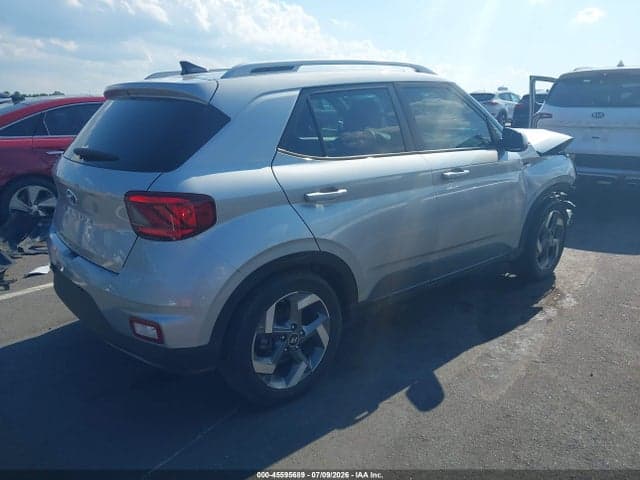 2022 HYUNDAI VENUE SEL 4