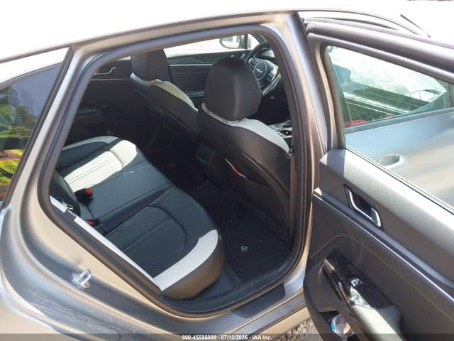 2025 KIA K5 GT-LINE 8