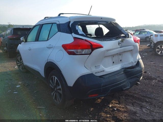 2018 NISSAN KICKS SV 3