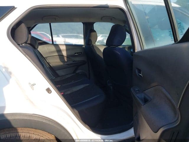 2018 NISSAN KICKS SV 8