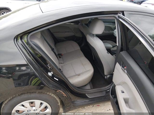 2020 HYUNDAI ELANTRA SE 8