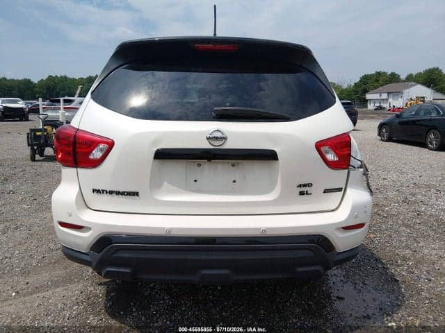 2018 NISSAN PATHFINDER SL 17
